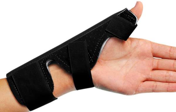ProCareu00ae Thumb Splint, One Size Fits Most Product Image